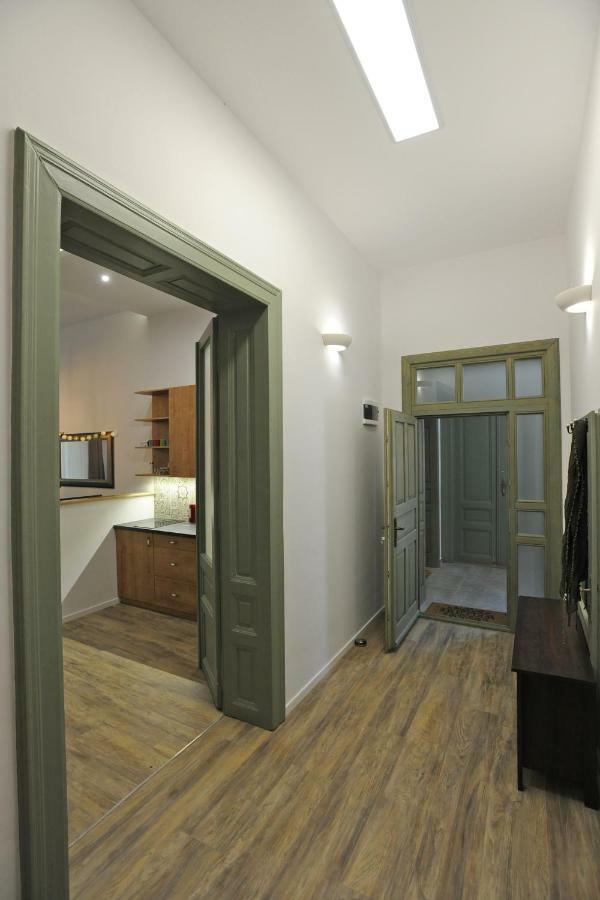 M37 Apartman Debrecen Exteriör bild