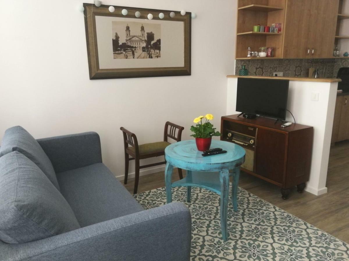 M37 Apartman Debrecen Exteriör bild