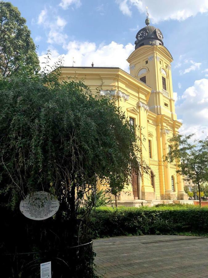 M37 Apartman Debrecen Exteriör bild